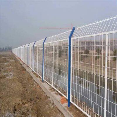Customized Fence Nets for Chishan Reservoir, River Safety Protection, Wetland Fence Nets, and Isolation Nets for Water Source Protection. Price Inquiry Available.