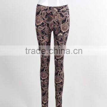 F5W31024 Ladies Paisley Printed Leggings Manufacturer Guangzhou