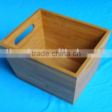 bamboo fruit holder with handle