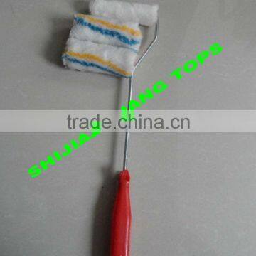 Paint Roller with plastic handle