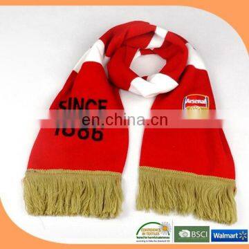 Fashion knitted jacquard football scarf custom