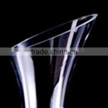 Mouth Blown Transparent Crystal Dipped Finish Wine Decanter With Handle photo-3