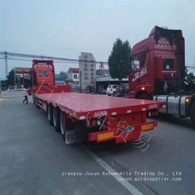 Low Flatbed Semi-trailer Logistics Transport Vehicle Export Semi-trailer photo-4