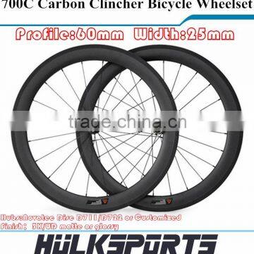 Hot Sale Road Bikes 700C 60mm Profile 25mm Width Carbon Road Clincher Carbon Disc Chinese Carbon Wheels Cheap Bicycle Parts