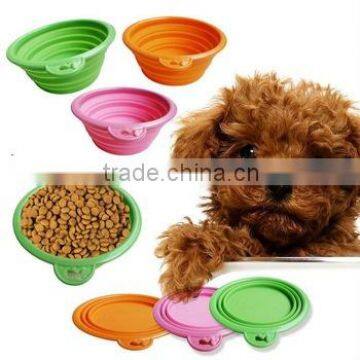 Portable and unbreakable silicone collapsible dog bowl