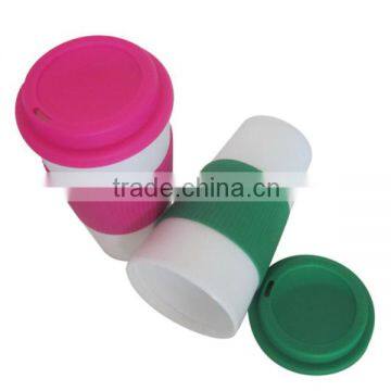 Hot Sale BPA Free 12oz Plastic Coffee Cup with silicone sleeve and lid