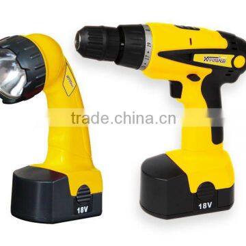 18Volt cordless drill and flash light set