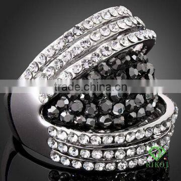 elegance 18k white gold GP full crystal open mouth rings