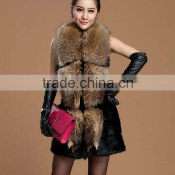 whole raccoon fur collar shearing rabbit fur vest woman long vest KZ14100