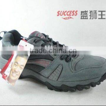 Hot sales men hiking shoes in stock brands 1012