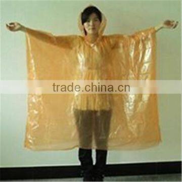 Disposable PE Raincoats With 3-4 Buttons photo-3