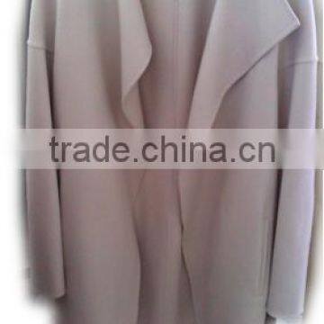 white 2 side wool coat