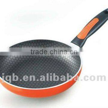 Honey-comb Design Inside Non-stick Fry Pan