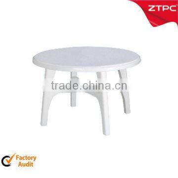 Plastic table