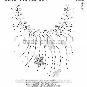 Custom Neck Line Rhinestone/Acrylic /Gem Stone Glitter Hot Fix Rhinestone for Clothing photo-2