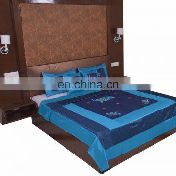 Soundarya high quality and top selling poly silk embroidery bed cover set