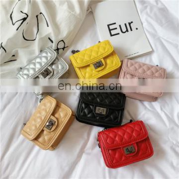 2020 new Korean version of Western style princess style shoulder bag fashion all-match children's bags girls cute accessories