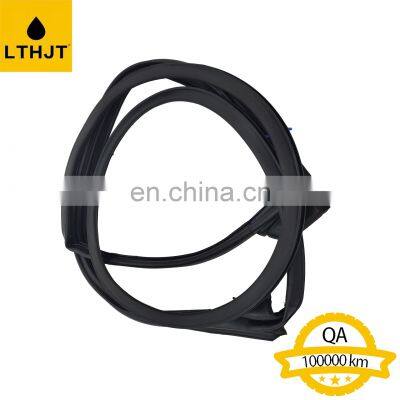 Auto Car Body Parts Rear Door Weatherstrip 67872-06080 For Camry/Lexus ACV40