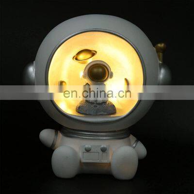 Astronaut Light Table Lamp Desktop Ornaments Piggy Bank Coin Storage Box Night Light Astronaut Night Light\\