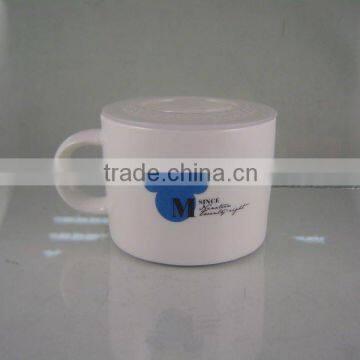 bone china mug with a plastic lid