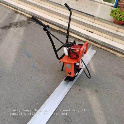 Hand-held concrete pavement gasoline vibrating ruler concrete pavement vibrating ruler supply