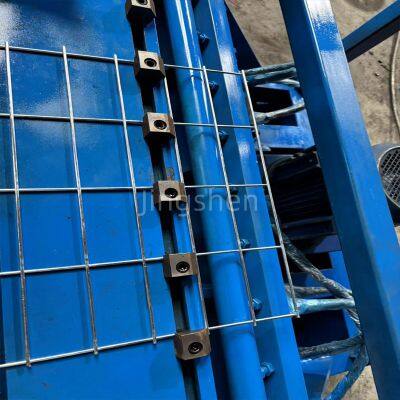 Hot-selling P-type wire mesh bending machine, made in China, factory direct sales.