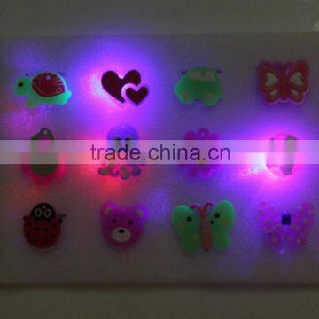 Plastic TPR/ PVC cartoon led flashing brooch Children festival brooch