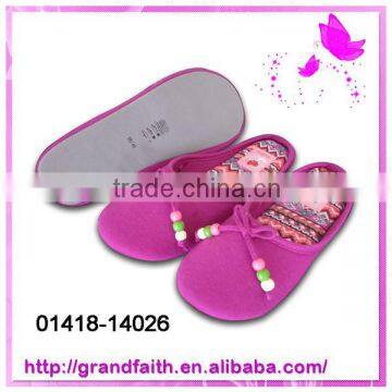 China supplier high quality warm winter warm indoor slippers