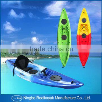 Specialized suppliers customize varioud plastic lldpe canoe and canoes cheap