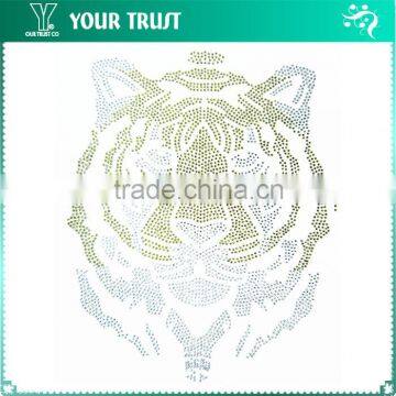 The King Of Lion Magnificent Iron-on Hot Fix Motif Rhinestone