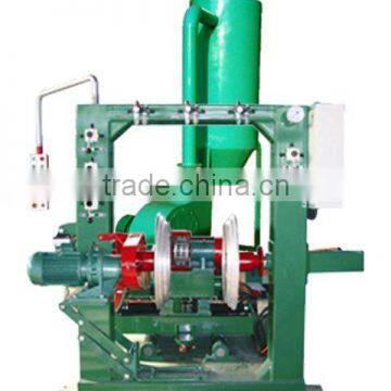 Tyres grinding machine including materials collector