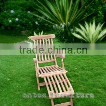 Teak Steamer Deck Chair in natural teak wood