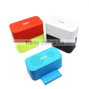 2016 new launched blue color mobile holder portable speaker bluetooth multi color available wireless speaker