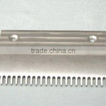 Escalator Comb Plate 214*142.4*8.4mm, Aluminum, 25T, left, 214x142.4x8.4mm