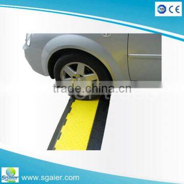 2/ 3 Channels cable ramp rubber cable protector.rubber road ramps