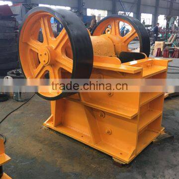 Yellow color cast type PE400*600 jaw crusher with best quality