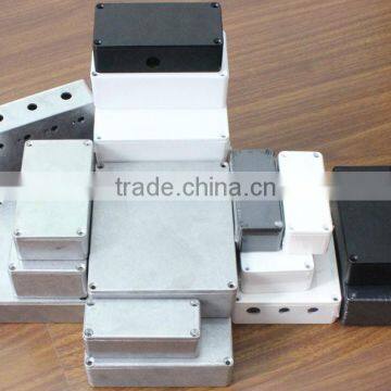 1590LB Small Diecast Aluminum Enclosures Hammond photo-6