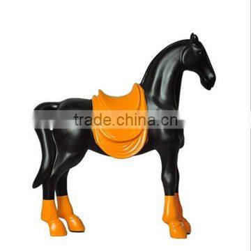 Pink and Black Modern Design Resin Small Horse Statue photo-2