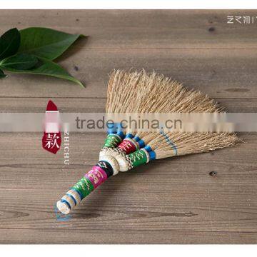 Small Handcraft Cleaning Corn Brush photo-4