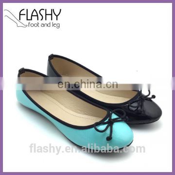 Wholesale girl plain shoes flat sneaker casual