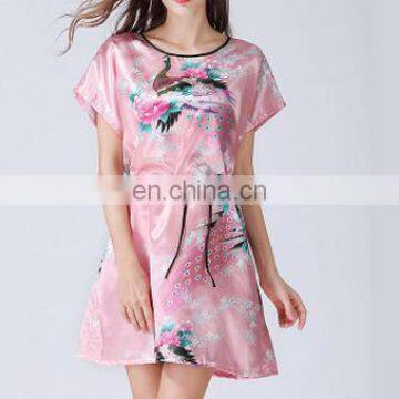 Popular Short Style Pajamas Woman Peacock Printed Silk Kimono Robes Wedding Party Bridesmaid Satin Nightgown