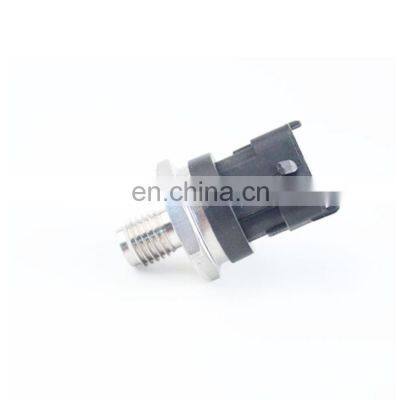 0281002186 99460474 0281002475 0281002788 European Car Engine Fuel Pressure Sensor photo-2