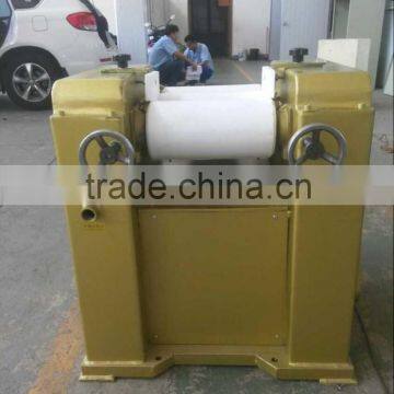 Lab Pigment Paste Three Roller Mill Grinder photo-3