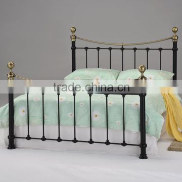 Black Metal Iron double bed