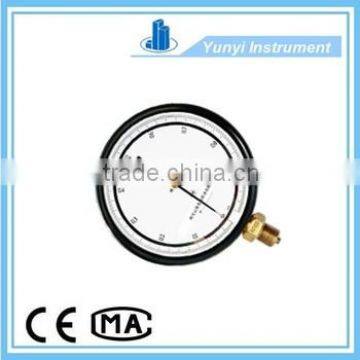 precision liquid pressure meter