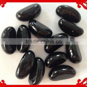 Black colored decorative fire pit Cashew Shape Glass Gems