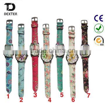 DT-L1695beautiful ladies flower pattern printing flower fabric watch                        
                                                Quality Choice