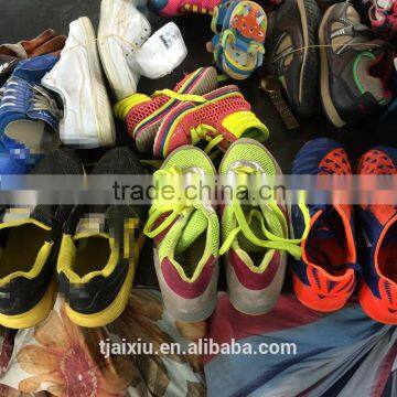 Men Sports Used Shoes for Africa