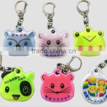 Customized Various Design promotional gifts PVC reflective keychain key chain