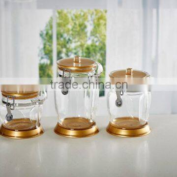 Gold canister with scoop